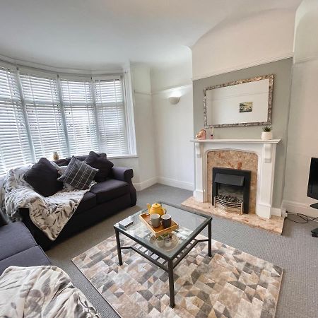 Portsmouth 3 Bedroom Getaway, Sleeps 6 Buitenkant foto