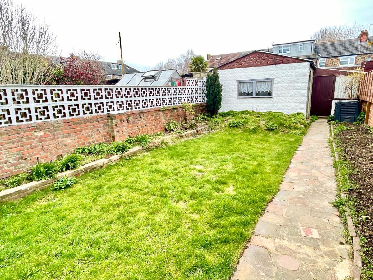 Portsmouth 3 Bedroom Getaway, Sleeps 6 Buitenkant foto
