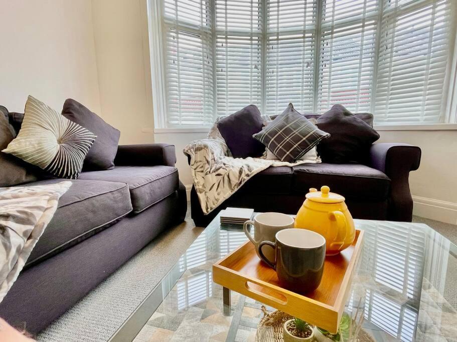Portsmouth 3 Bedroom Getaway, Sleeps 6 Buitenkant foto