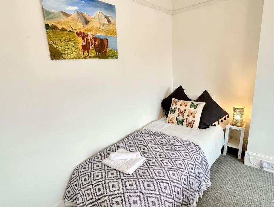 Portsmouth 3 Bedroom Getaway, Sleeps 6 Buitenkant foto